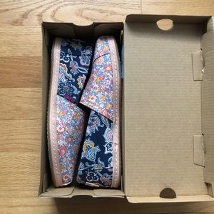 Toms Ditsy Floral Liberty Fabrics